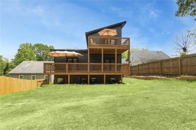 255 Mathewson SW Place, Atlanta, GA 30314