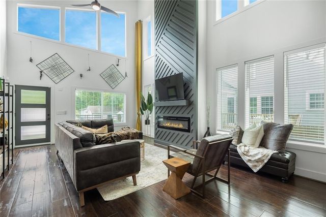 255 Mathewson SW Place, Atlanta, GA 30314