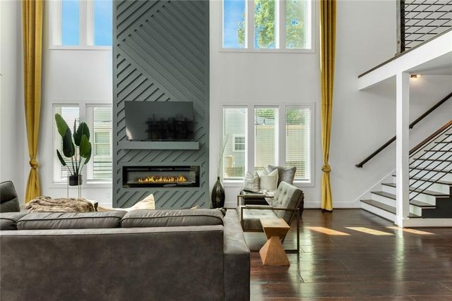 255 Mathewson SW Place, Atlanta, GA 30314