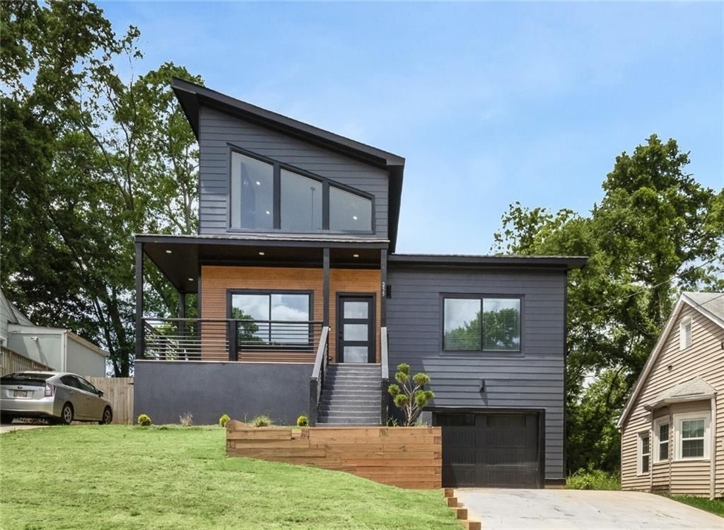 255 Mathewson SW Place, Atlanta, GA 30314