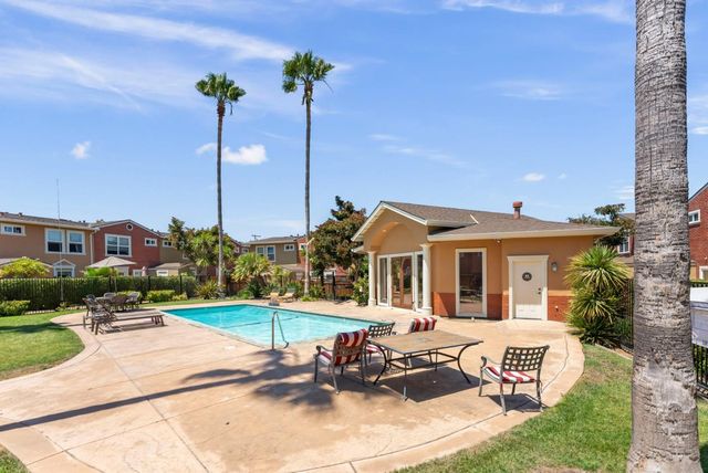 857 Carlisle Way 128, Sunnyvale, CA 94087