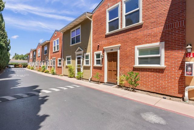 857 Carlisle Way 128, Sunnyvale, CA 94087