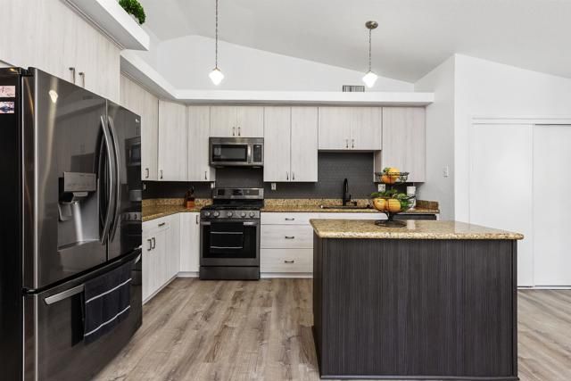 12851 Papago Drive, Poway, CA 92064