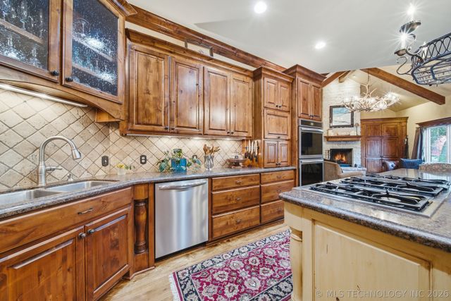 12381 S Florence Avenue, Jenks, OK 74037