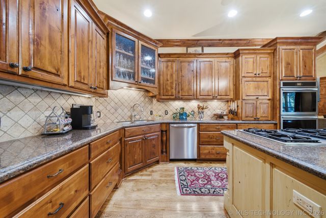 12381 S Florence Avenue, Jenks, OK 74037