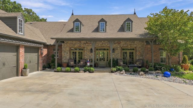 12381 S Florence Avenue, Jenks, OK 74037
