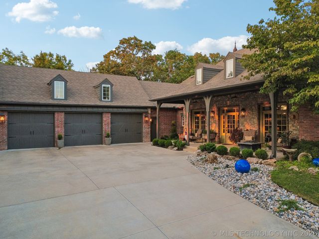 12381 S Florence Avenue, Jenks, OK 74037