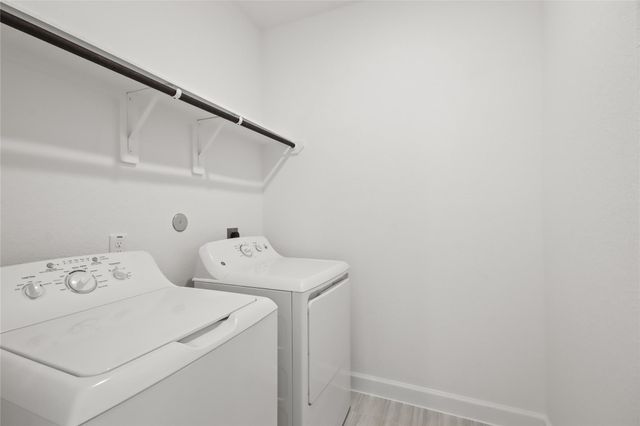 124 Peninsula Point Drive, Montgomery, TX 77356