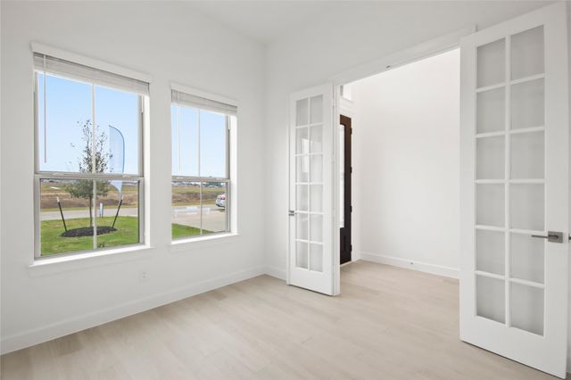 124 Peninsula Point Drive, Montgomery, TX 77356