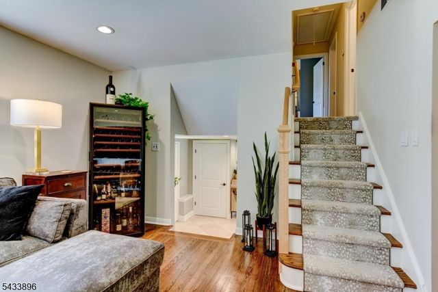 11 Carlisle Rd, Wayne Twp., NJ 07470