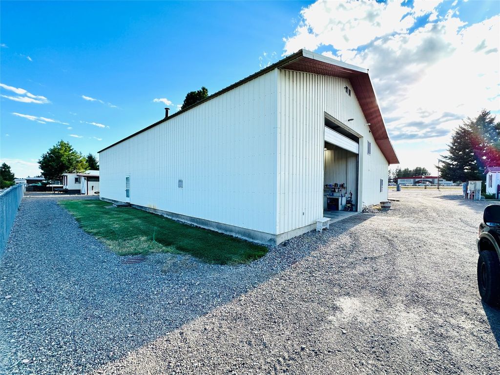 5445 Us Highway 2 W, Columbia Falls, MT 59912 photo 16