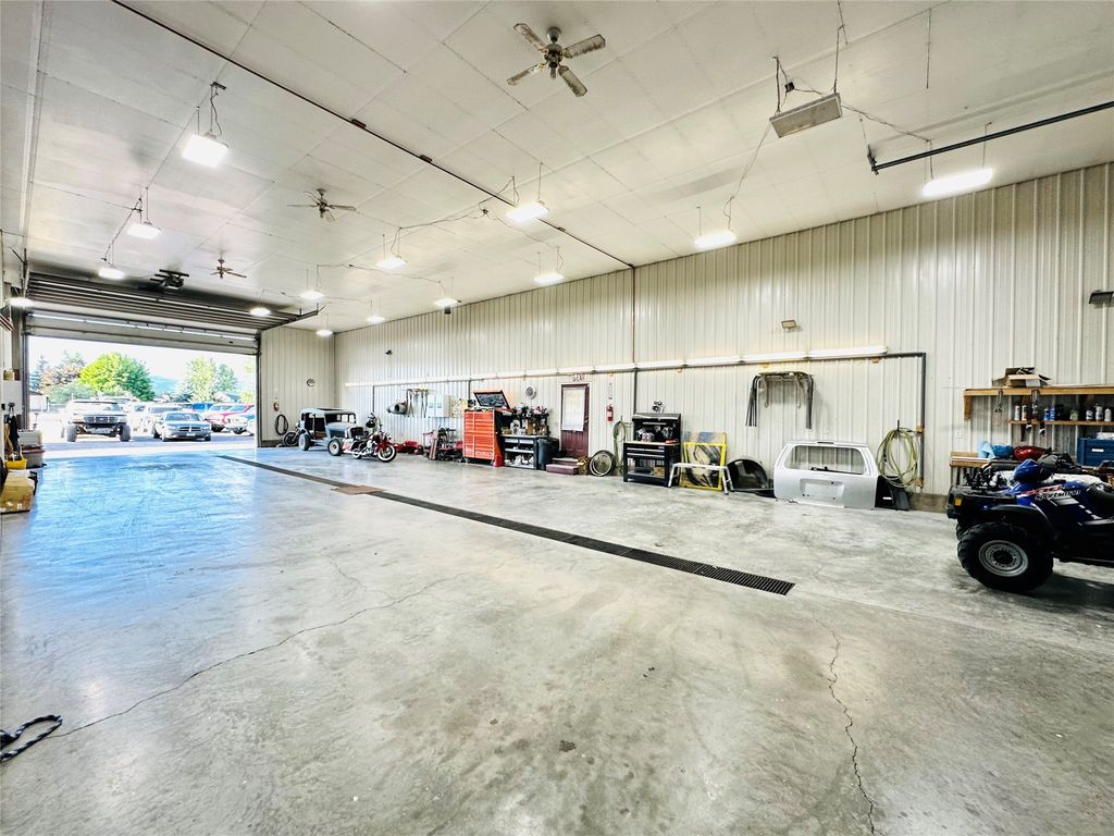 5445 Us Highway 2 W, Columbia Falls, MT 59912 photo 23