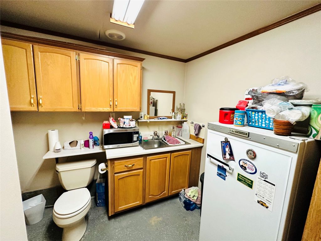 5445 Us Highway 2 W, Columbia Falls, MT 59912 photo 27