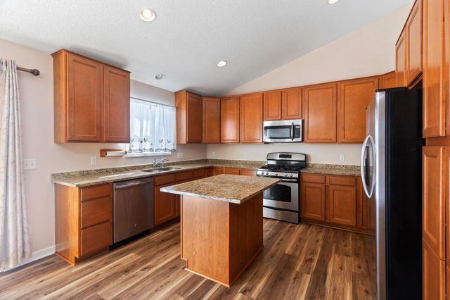 12719 Huntington Avenue, Savage, MN 55378