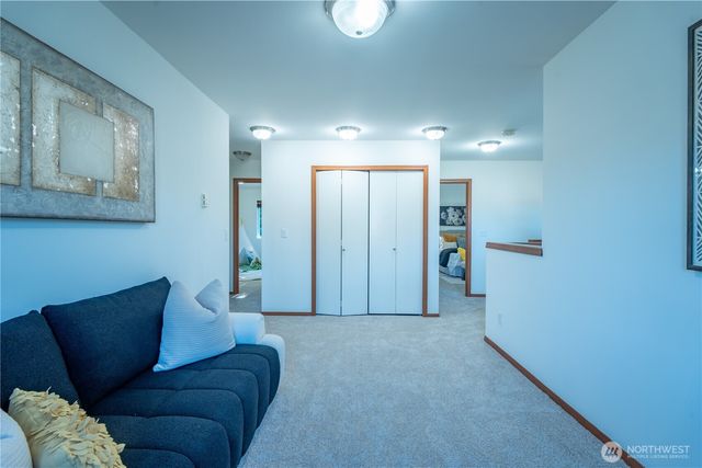 19109 16th Avenue SE, Bothell, WA 98012