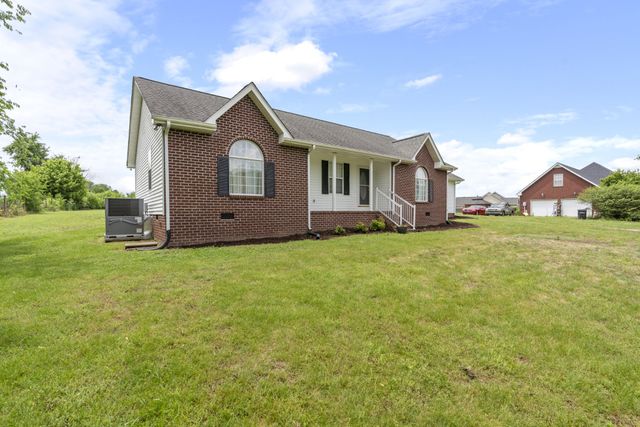 873 Rock Springs Rd, Castalian Springs, TN 37031