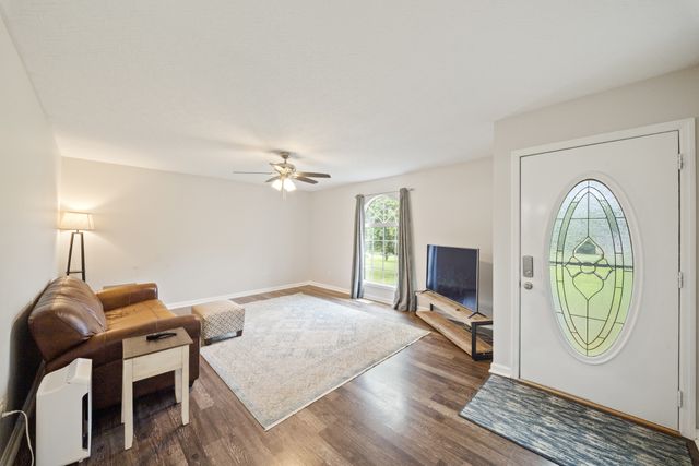 873 Rock Springs Rd, Castalian Springs, TN 37031