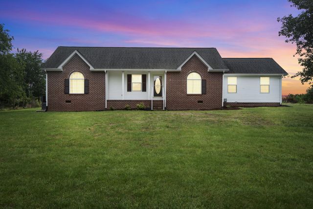 873 Rock Springs Rd, Castalian Springs, TN 37031