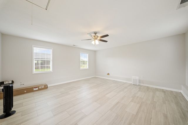 873 Rock Springs Rd, Castalian Springs, TN 37031