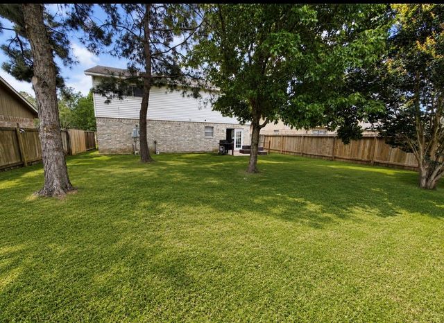 18210 Almonte Lane, Tomball, TX 77377