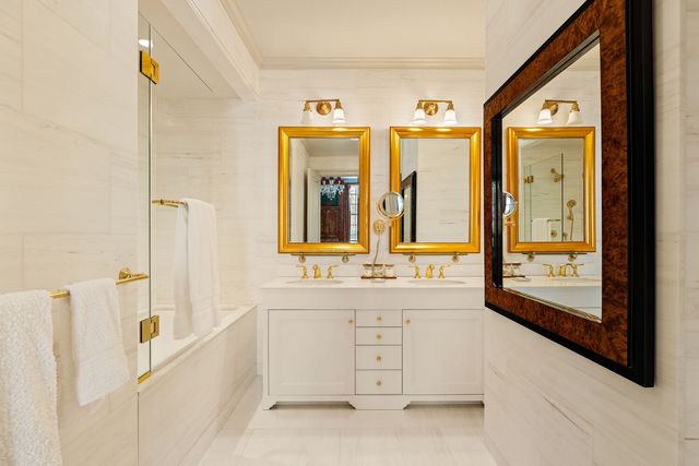 6 SUTTON Square, New York City, NY 10022