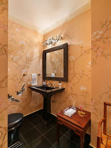 6 SUTTON Square, New York City, NY 10022