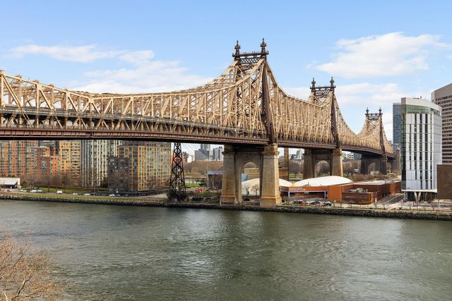 6 SUTTON Square, New York City, NY 10022