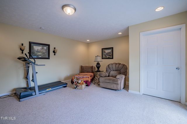 1015 Cedar Hills Drive, Church Hill, TN 37642
