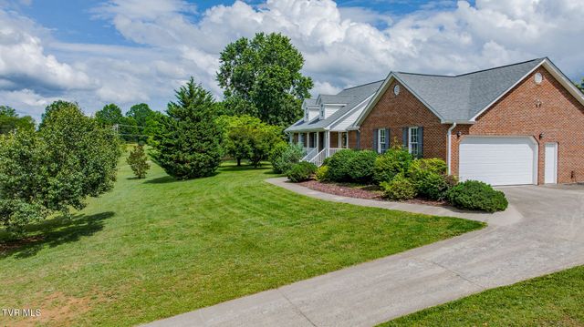 1015 Cedar Hills Drive, Church Hill, TN 37642