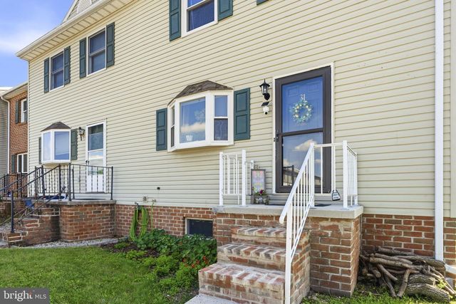 31 PIONEER LN, Gettysburg, PA 17325