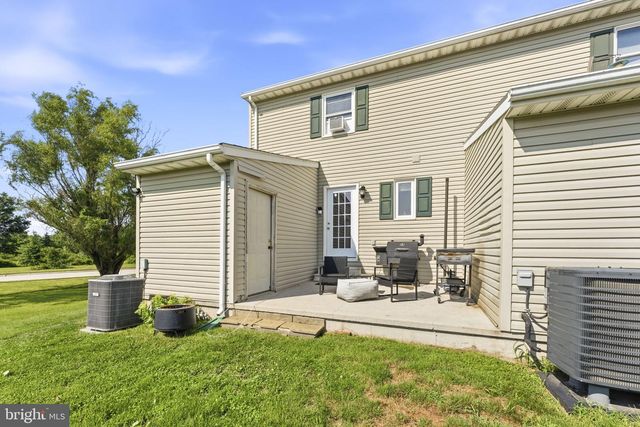 31 PIONEER LN, Gettysburg, PA 17325