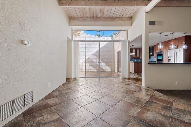 1316 W Primavera Drive, Palm Springs, CA 92264