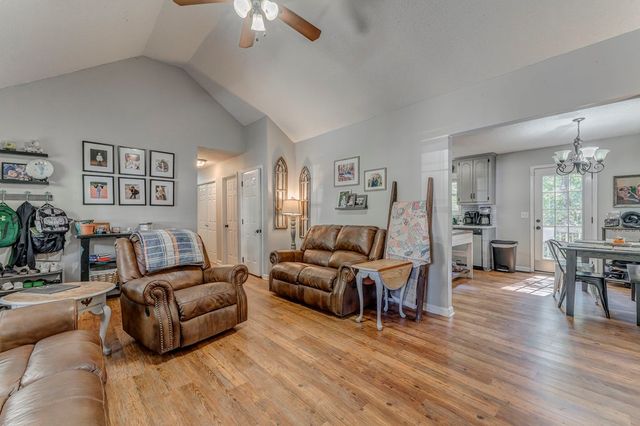 91 Little Doe Lane, Jasper, GA 30143