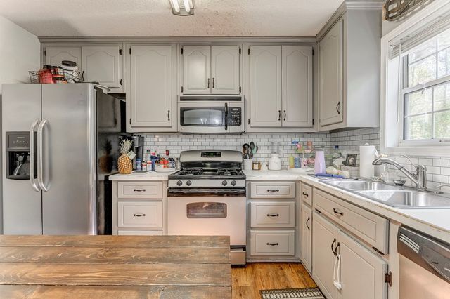 91 Little Doe Lane, Jasper, GA 30143