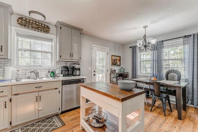 91 Little Doe Lane, Jasper, GA 30143