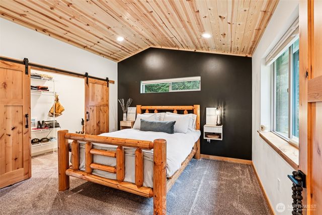 7374 Mt Baker Highway, Deming, WA 98244