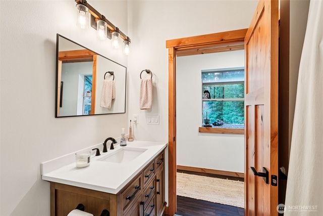 7374 Mt Baker Highway, Deming, WA 98244