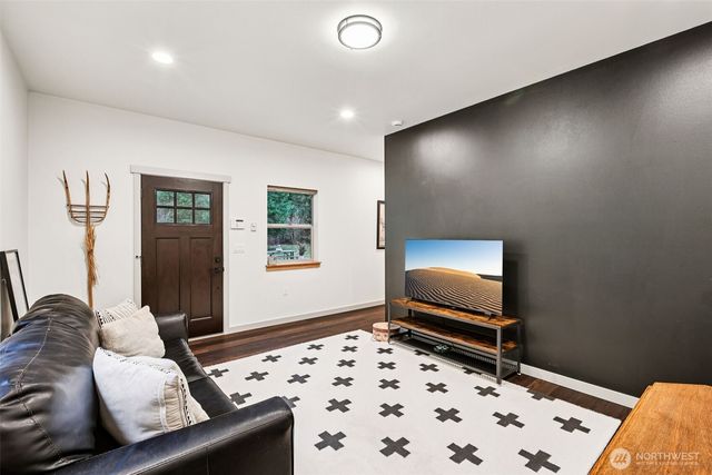 7374 Mt Baker Highway, Deming, WA 98244