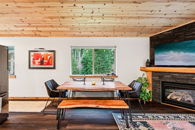 7374 Mt Baker Highway, Deming, WA 98244