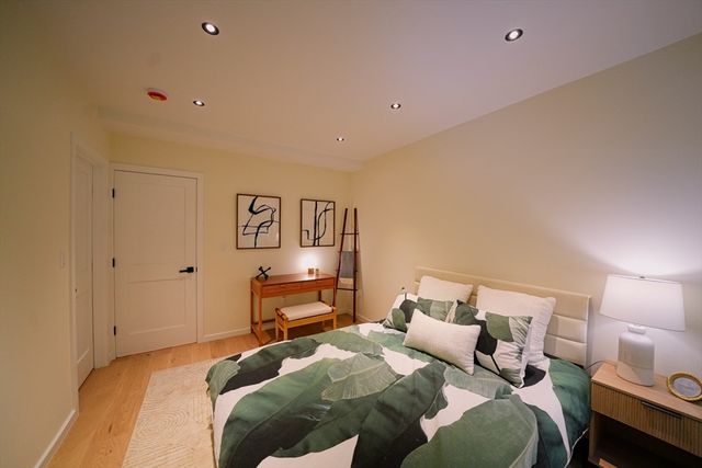 457 Summer St 457, Arlington, MA 02474