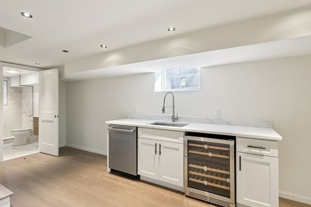 457 Summer St 457, Arlington, MA 02474