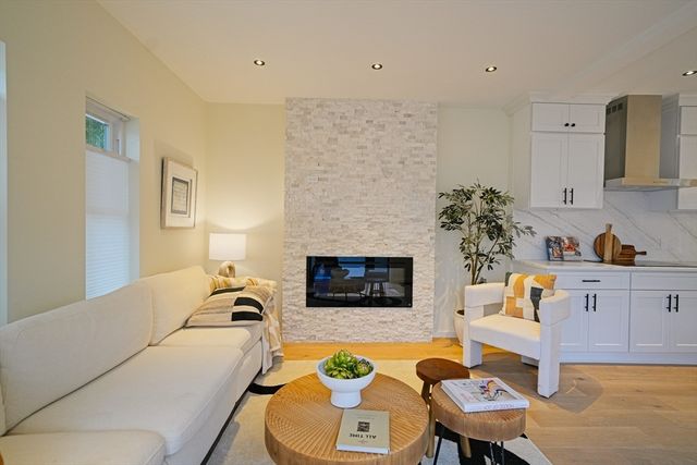 457 Summer St 457, Arlington, MA 02474