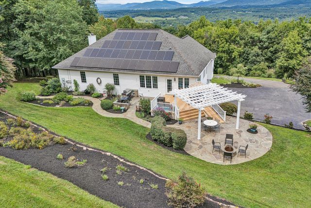 8995 Jubal Early, Hardy, VA 24101