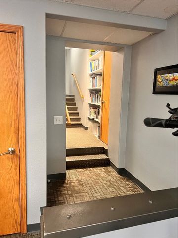 350 3rd Avenue SW 101, Cedar Rapids, IA 52404