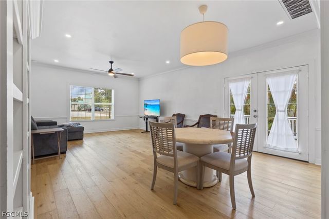 1414 Alhambra DR, Fort Myers, FL 33901