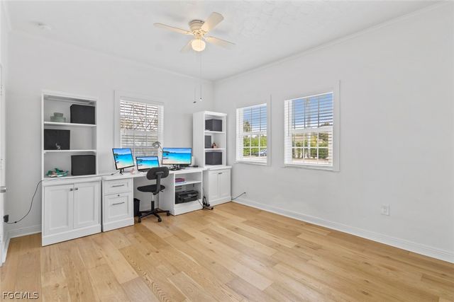 1414 Alhambra DR, Fort Myers, FL 33901