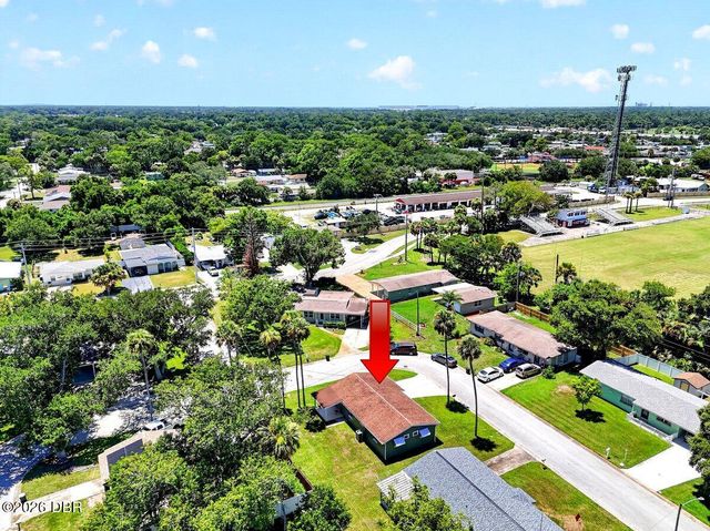 390 Linda Circle, South Daytona, FL 32119