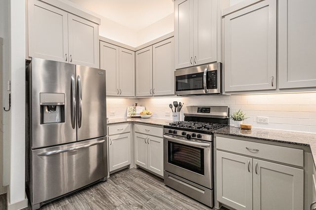 6541 Iron Horse Boulevard, North Richland Hills, TX 76180