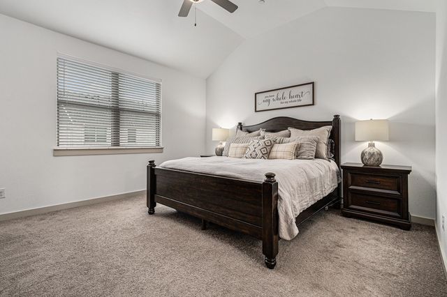 6541 Iron Horse Boulevard, North Richland Hills, TX 76180