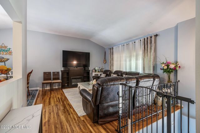 47 Jennifer Drive, Howell, NJ 07731